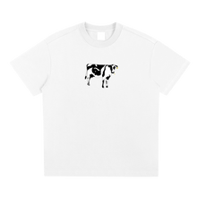 Cargar imagen en el visor de la galería, ¨La Vaca¨ T-Shirt
